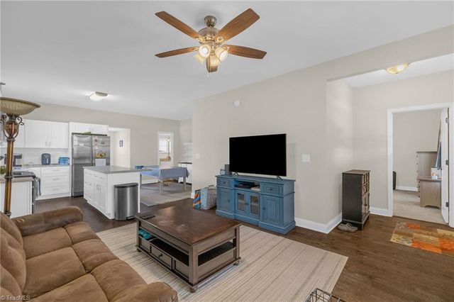 700 Mcconnell Avenue, Eden, NC 27288