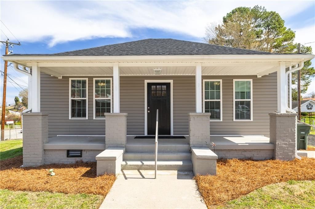 700 Mcconnell Avenue, Eden, NC 27288