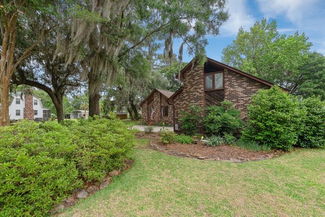 1807 Perch Road, Moncks Corner, SC 29461