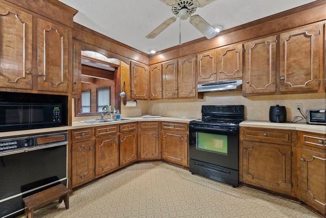 1807 Perch Road, Moncks Corner, SC 29461
