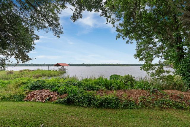 1807 Perch Road, Moncks Corner, SC 29461