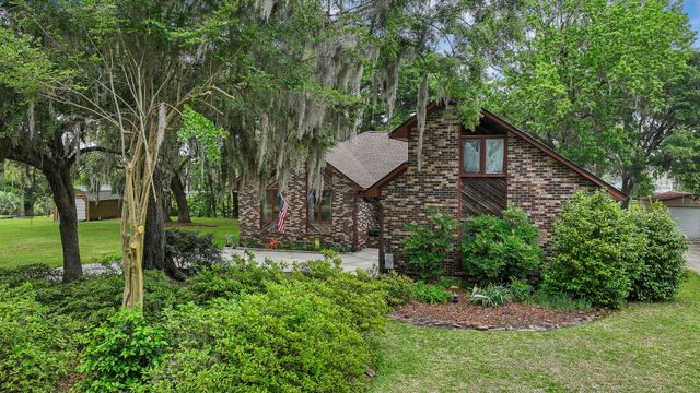 1807 Perch Road, Moncks Corner, SC 29461