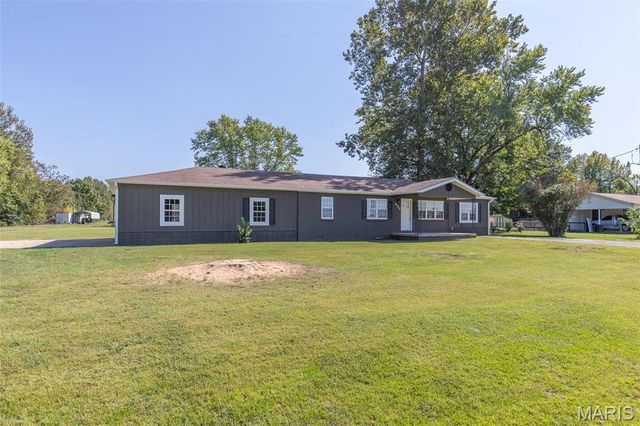 626 County Road 603, Poplar Bluff, MO 63901