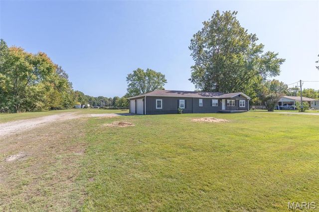 626 County Road 603, Poplar Bluff, MO 63901