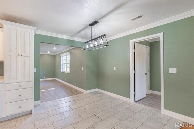 626 County Road 603, Poplar Bluff, MO 63901