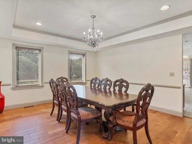 15 RACHELS LN, Front Royal, VA 22630