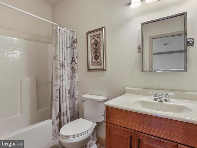 15 RACHELS LN, Front Royal, VA 22630