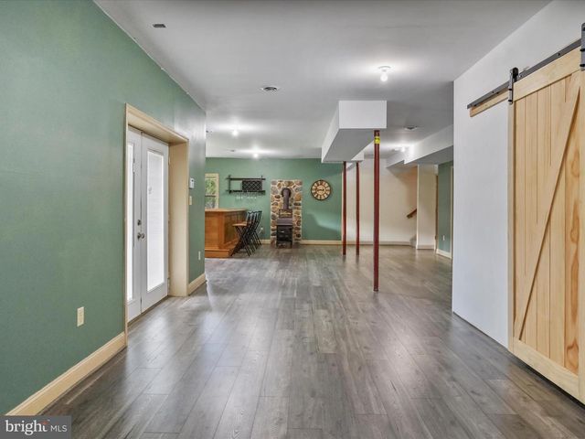 15 RACHELS LN, Front Royal, VA 22630