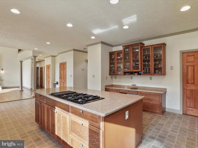 15 RACHELS LN, Front Royal, VA 22630