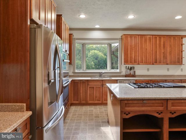 15 RACHELS LN, Front Royal, VA 22630