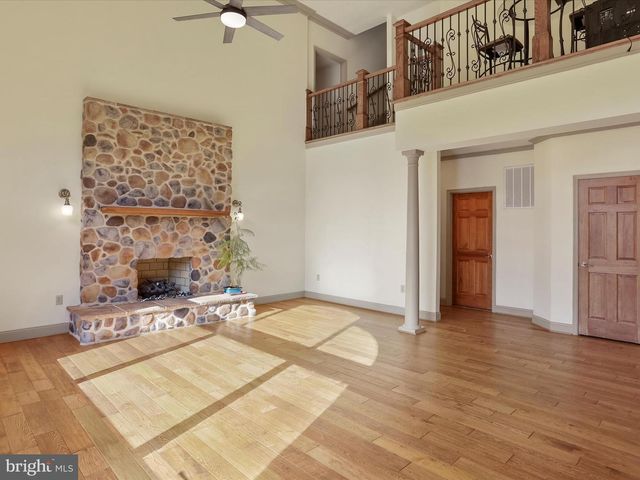 15 RACHELS LN, Front Royal, VA 22630
