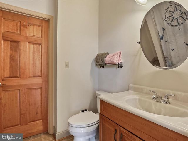 15 RACHELS LN, Front Royal, VA 22630