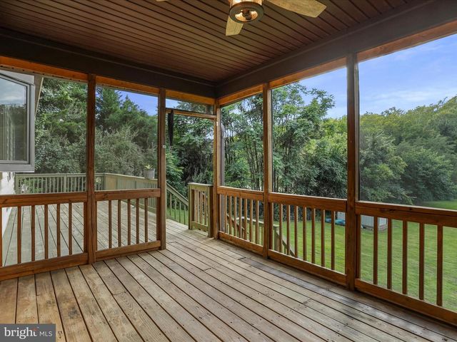 15 RACHELS LN, Front Royal, VA 22630