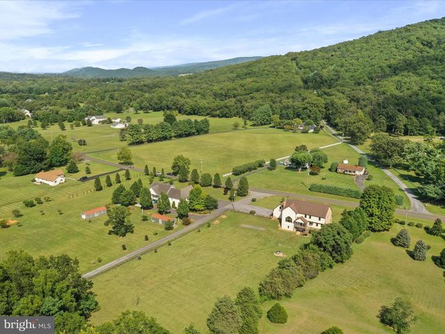 15 RACHELS LN, Front Royal, VA 22630