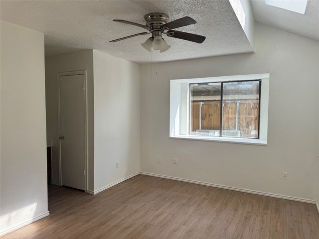806 Binbrook Drive, Mesquite, TX 75149