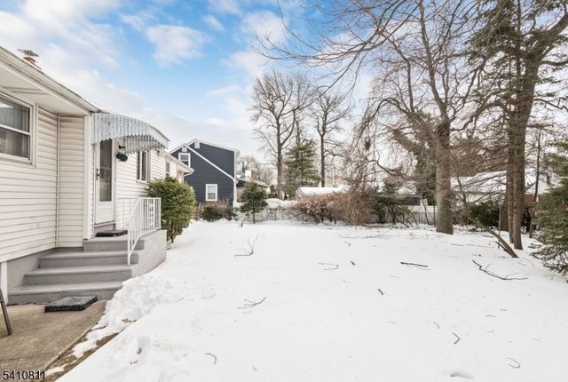 25 Madison Ave, Rochelle Park Twp., NJ 07662