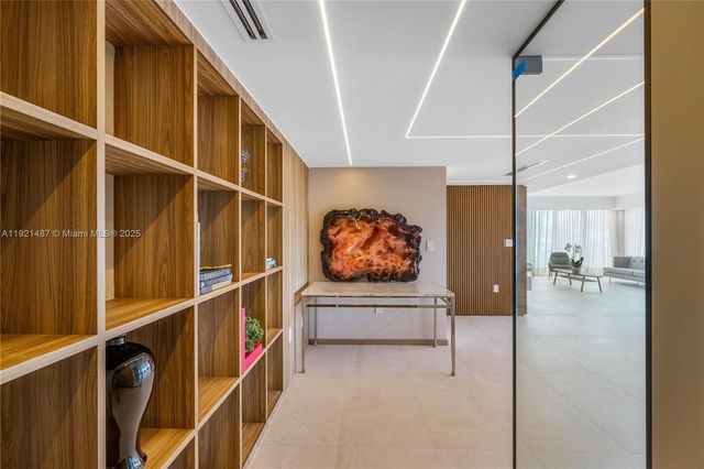 10155 Collins Ave 202, Bal Harbour, FL 33154