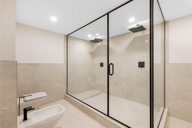 10155 Collins Ave 202, Bal Harbour, FL 33154