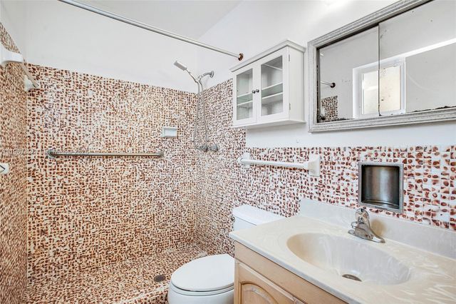 9372 Abbott Ave, Surfside, FL 33154