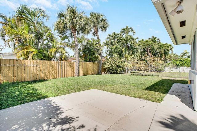 9372 Abbott Ave, Surfside, FL 33154