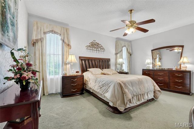 2178 Hawks Landing Drive E, Lake St Louis, MO 63367