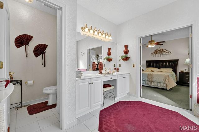 2178 Hawks Landing Drive E, Lake St Louis, MO 63367