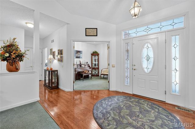 2178 Hawks Landing Drive E, Lake St Louis, MO 63367
