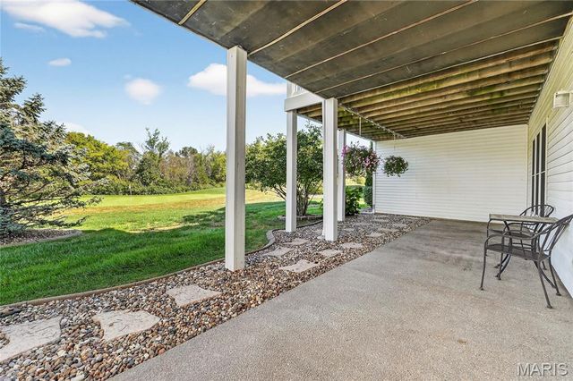 2178 Hawks Landing Drive E, Lake St Louis, MO 63367