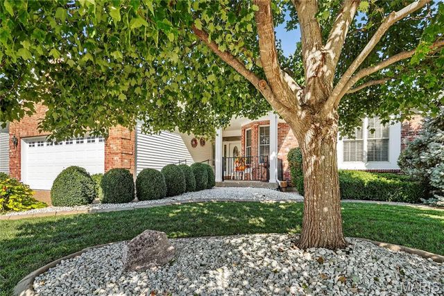 2178 Hawks Landing Drive E, Lake St Louis, MO 63367