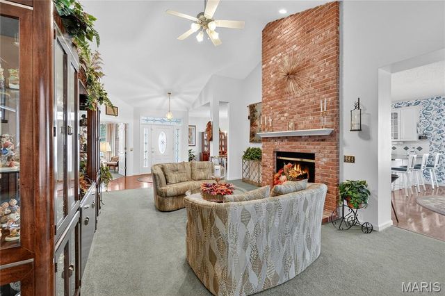 2178 Hawks Landing Drive E, Lake St Louis, MO 63367