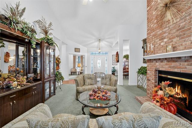2178 Hawks Landing Drive E, Lake St Louis, MO 63367