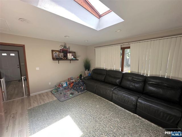 500 New Bridge Road, Bergenfield, NJ 07621