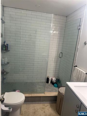 500 New Bridge Road, Bergenfield, NJ 07621