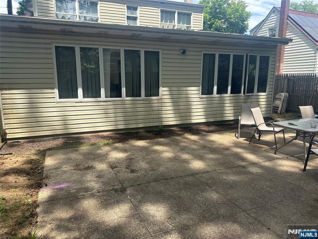 500 New Bridge Road, Bergenfield, NJ 07621