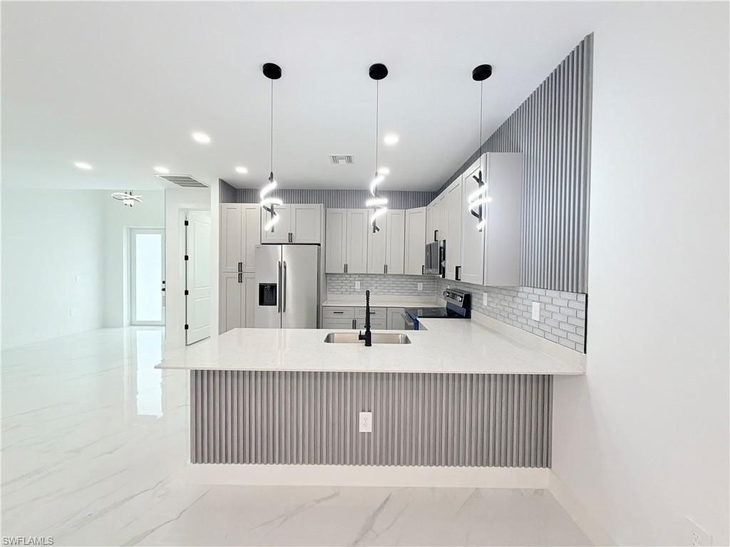 3203 10th ST W, LEHIGH ACRES, FL 33971 — photo 3