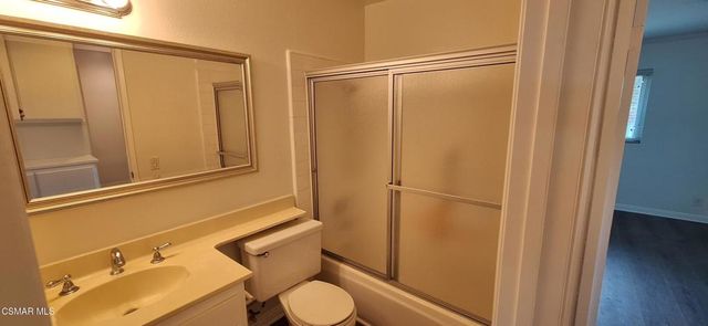 255 Green Moor Place, Thousand Oaks, CA 91361