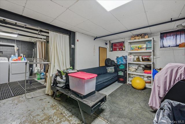 47-23 164th Street, Flushing, NY 11358