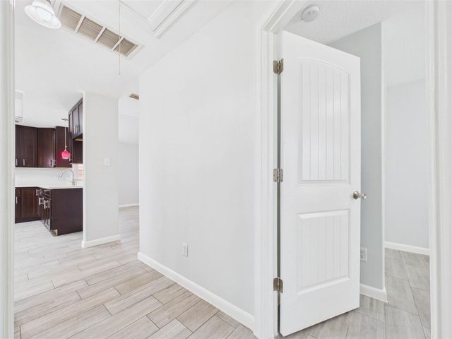 13302 Dennis Way Lane, Houston, TX 77044