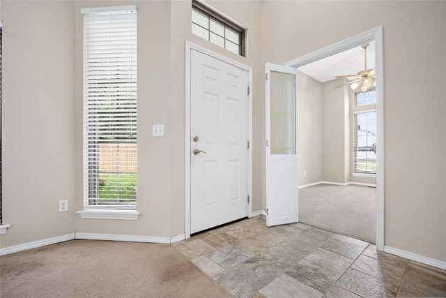 121 S Creekdale Drive, Norman, OK 73072