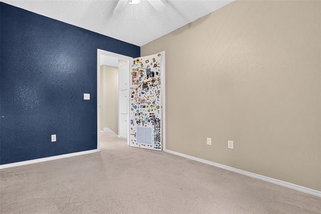121 S Creekdale Drive, Norman, OK 73072