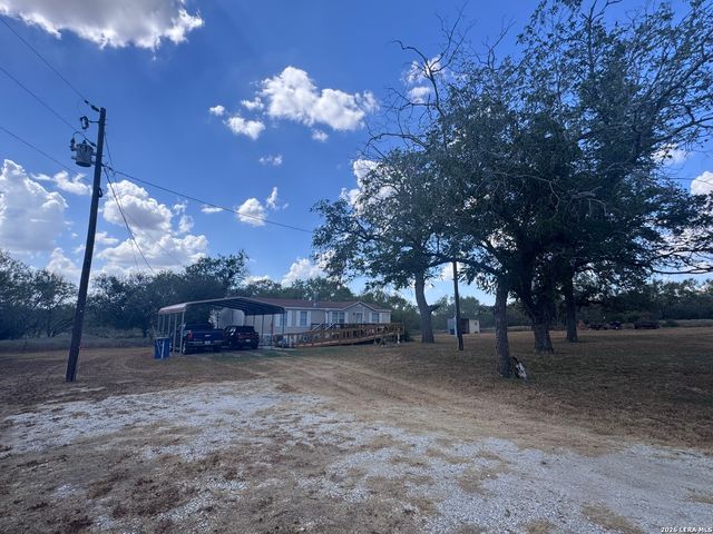 3303 SANDY ELM RD, La Vernia, TX 78121