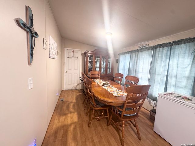 3303 SANDY ELM RD, La Vernia, TX 78121