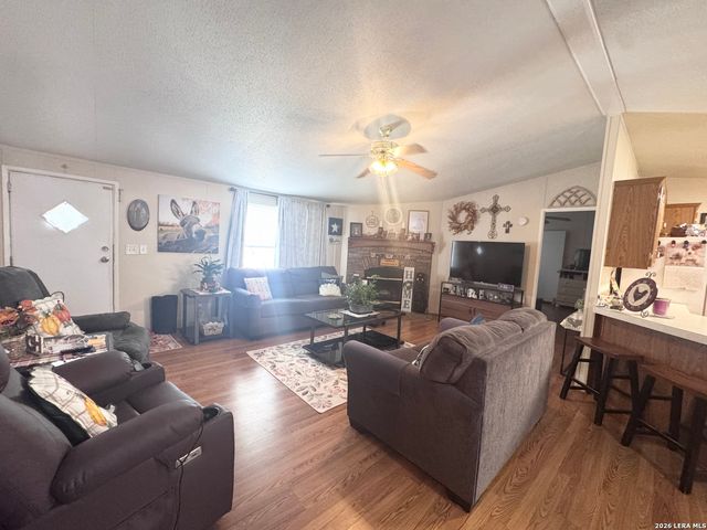 3303 SANDY ELM RD, La Vernia, TX 78121