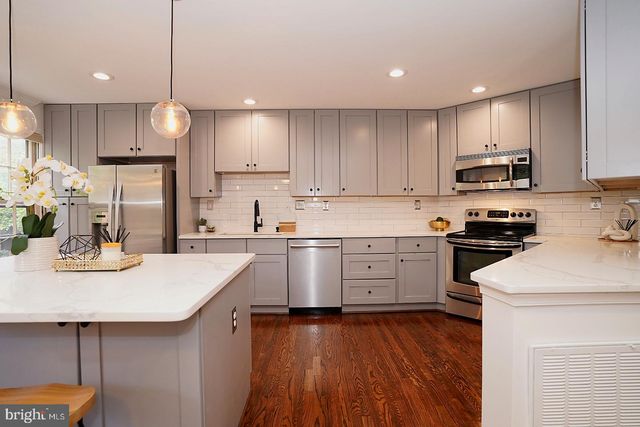 2277 KINGS GARDEN WAY, Falls Church, VA 22043