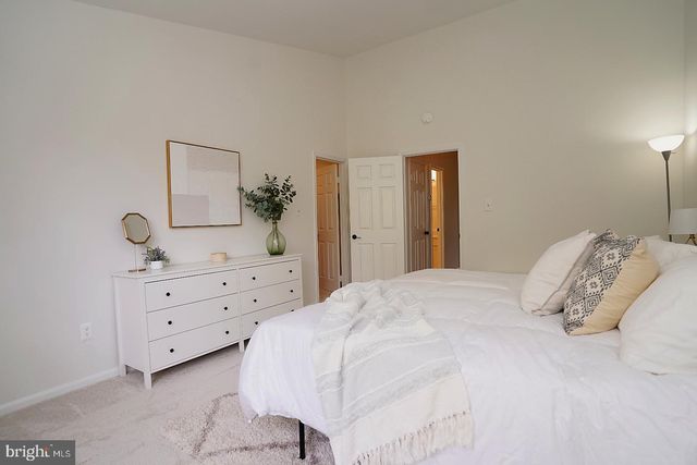 2277 KINGS GARDEN WAY, Falls Church, VA 22043