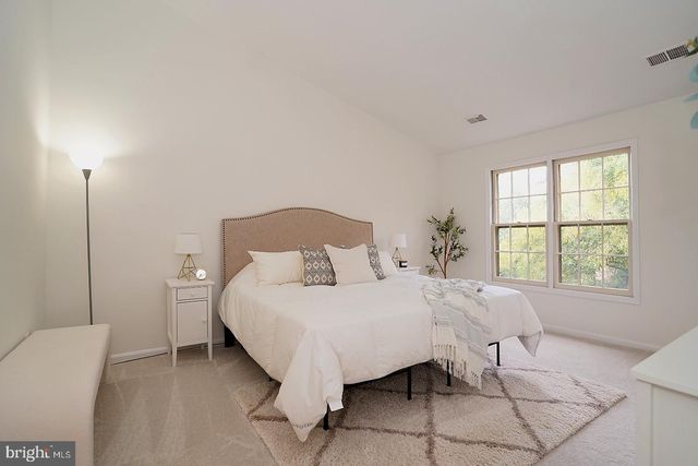 2277 KINGS GARDEN WAY, Falls Church, VA 22043