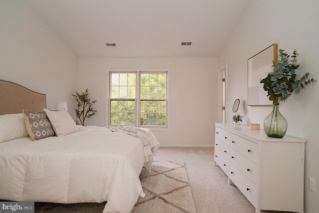2277 KINGS GARDEN WAY, Falls Church, VA 22043