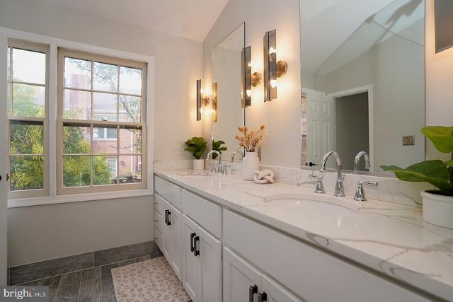 2277 KINGS GARDEN WAY, Falls Church, VA 22043