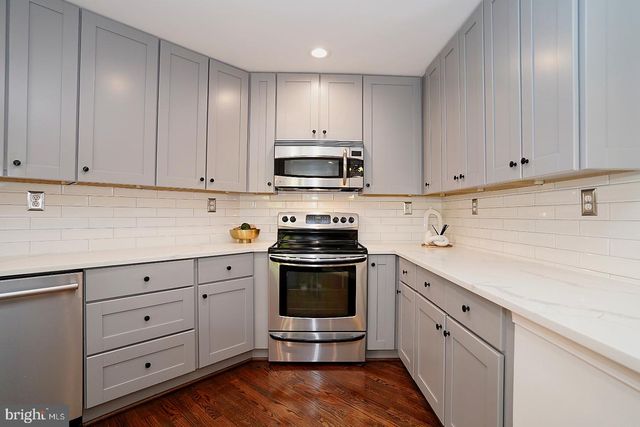 2277 KINGS GARDEN WAY, Falls Church, VA 22043