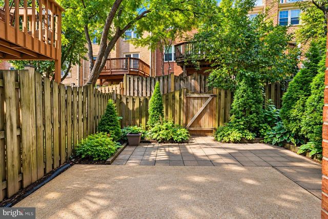 2277 KINGS GARDEN WAY, Falls Church, VA 22043